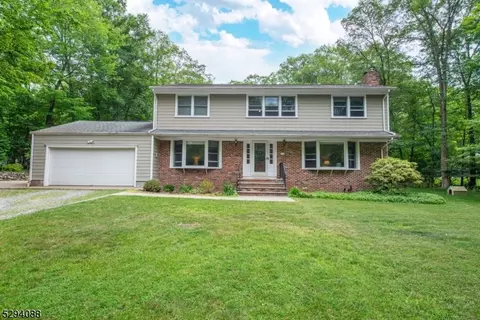 270 Burnt Meadow Rd, Ringwood, NJ 07456