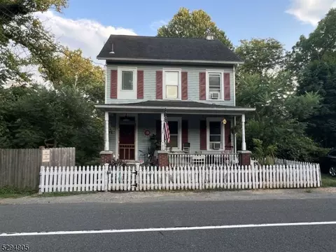 702 Rt 173, Bloomsbury, NJ 08804