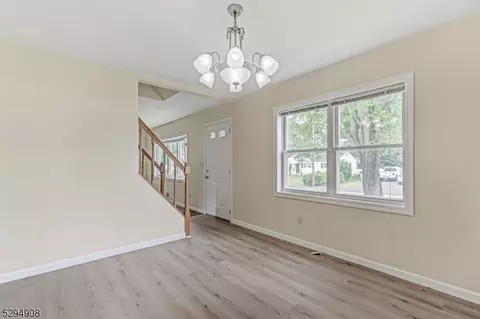 128 2nd St, Middlesex, NJ 08846 photo 4