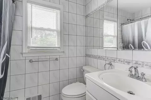 128 2nd St, Middlesex, NJ 08846 photo 18