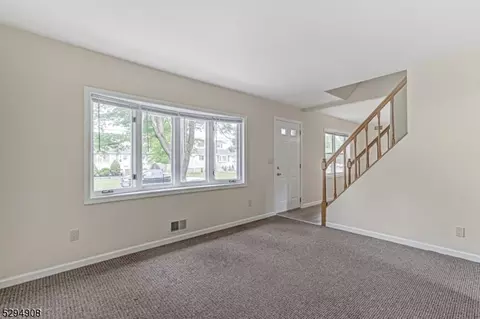128 2nd St, Middlesex, NJ 08846 photo 9