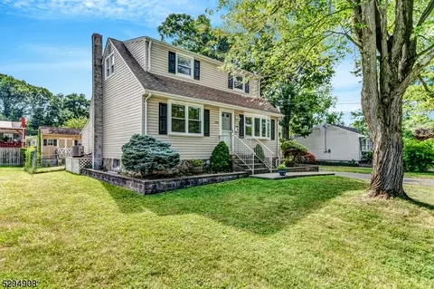 128 2nd St, Middlesex, NJ 08846 photo 3