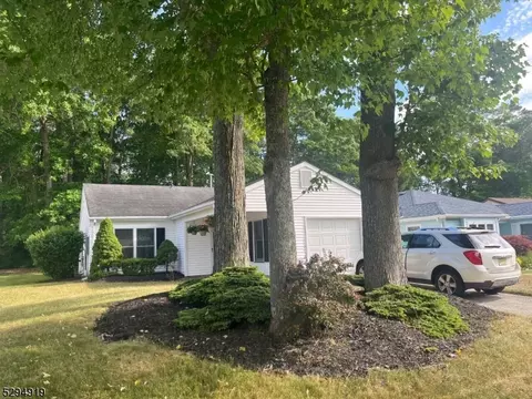 229 Valley Forge Dr, Little Egg Harbor Twp, NJ 08087