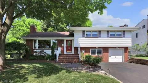 4 Carolina St, Cranford, NJ 07016