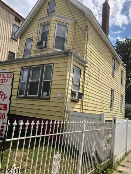 586 Lyons Ave, Irvington, NJ 07111