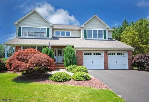 35 Wesley Rd, Hillsborough, NJ 08844