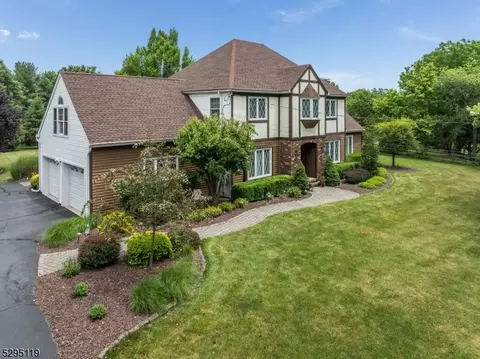 27 Dory Dilts Rd, Flemington, NJ 08822
