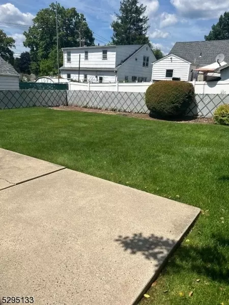428 Sutton Ave, Hackensack, NJ 07601 photo 28