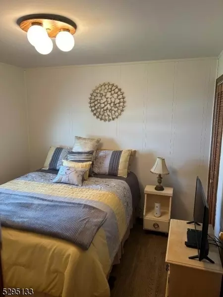 428 Sutton Ave, Hackensack, NJ 07601 photo 12