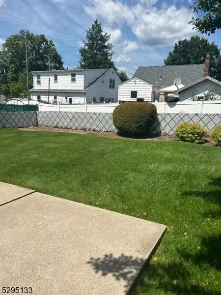 428 Sutton Ave, Hackensack, NJ 07601 photo 30
