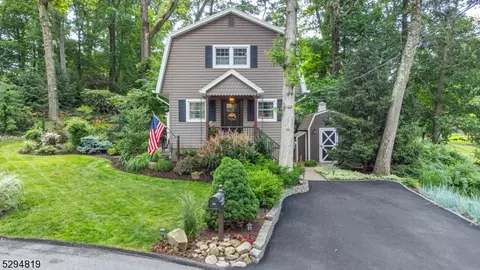 109 Bucknell Trl, Hopatcong, NJ 07843