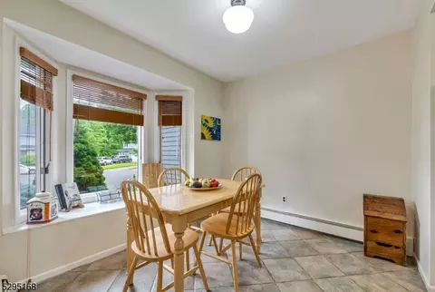 38 Matthew Rd, Wayne, NJ 07470 photo 7