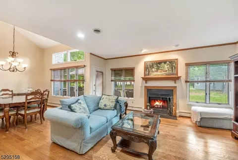 38 Matthew Rd, Wayne, NJ 07470 photo 11