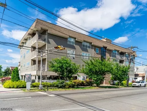 594-596 Jefferson Ave #303, Elizabeth, NJ 07201