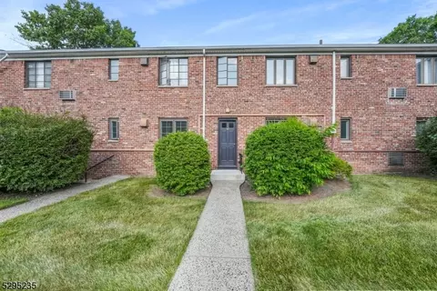 97 Troy Dr #D, Springfield, NJ 07081 photo 17
