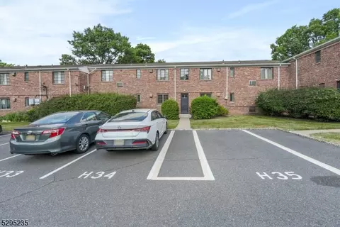 97 Troy Dr #D, Springfield, NJ 07081 photo 18