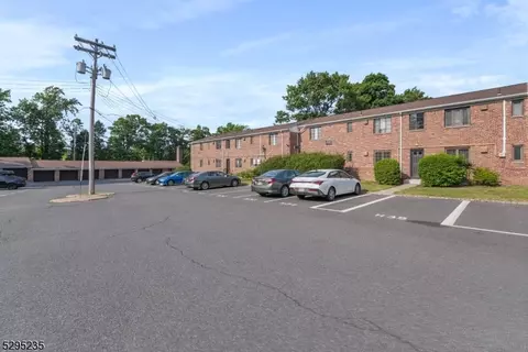 97 Troy Dr #D, Springfield, NJ 07081 photo 19