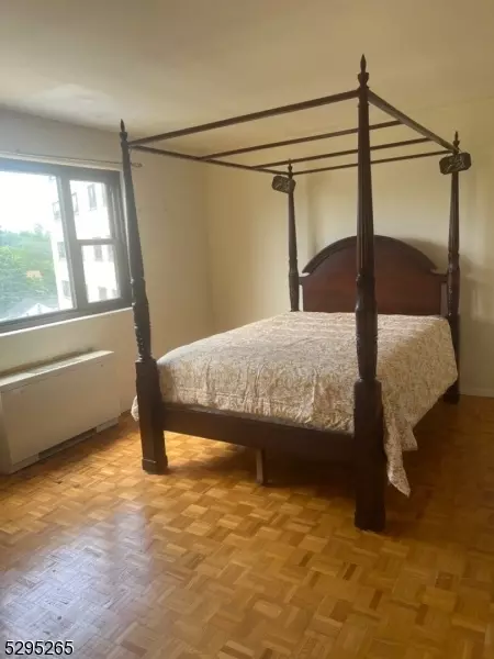 25 Grand Ave #5H, Hackensack, NJ 07601