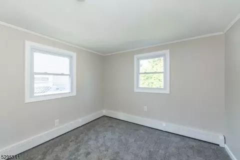 33 Maple Ave, Hardyston, NJ 07460 photo 4