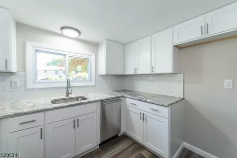 33 Maple Ave, Hardyston, NJ 07460 photo 11
