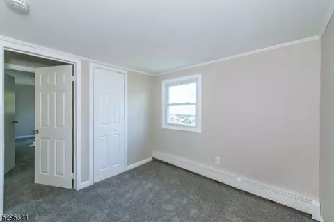 33 Maple Ave, Hardyston, NJ 07460 photo 16
