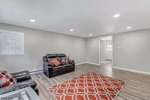528 Melrose Ave, Middlesex, NJ 08846 photo 23