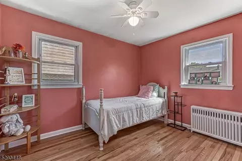 528 Melrose Ave, Middlesex, NJ 08846 photo 14