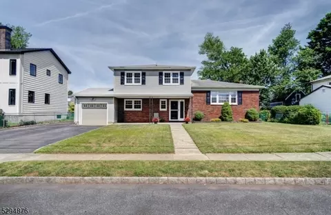 94 Saint Laurent Dr, Clark, NJ 07066
