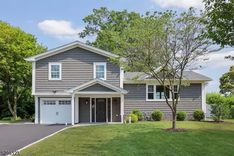 1785 Dakota St, Westfield, NJ 07090