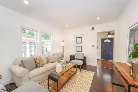 29 Pleasant Way, Montclair, NJ 07042 photo 7