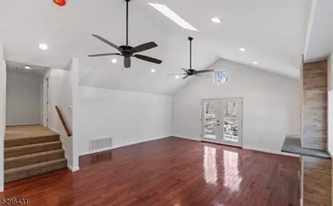 37 Skyland Ave, Wanaque Boro, NJ 07420 photo 13