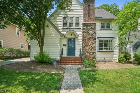 745 Stirling Dr W, City Of Orange, NJ 07050