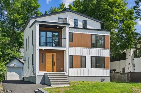 871 Ridgewood Rd, Millburn, NJ 07041