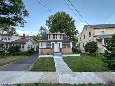 32 Porter Rd, Maplewood, NJ 07040
