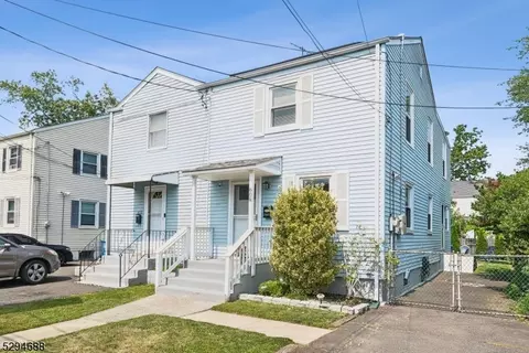 608 Thomas Pl, Bound Brook, NJ 08805 photo 2