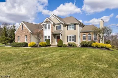 13 Eyring Rd, Hillsborough, NJ 08844