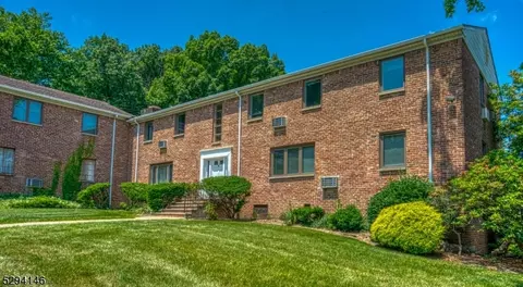 14 Troy Dr # D, Springfield, NJ 07081