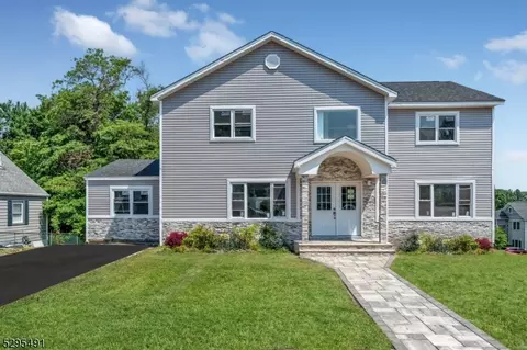 23 Corsay Rd, Nutley, NJ 07110