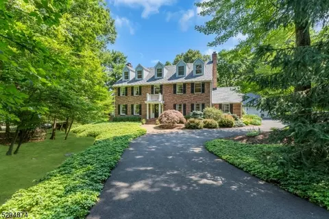 574 Stangle Rd, Bridgewater Twp, NJ 08836