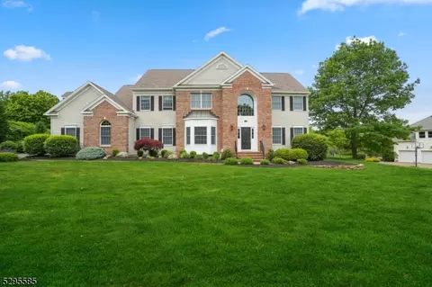 40 Quail Run, Randolph, NJ 07869