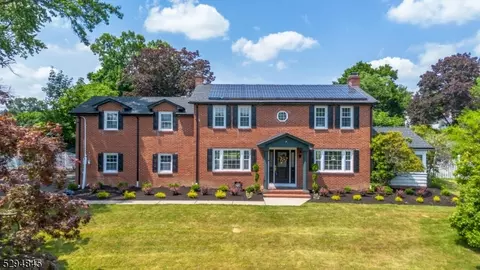 169 Parish Dr, Wayne, NJ 07470