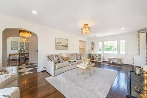 169 Parish Dr, Wayne, NJ 07470 photo 5