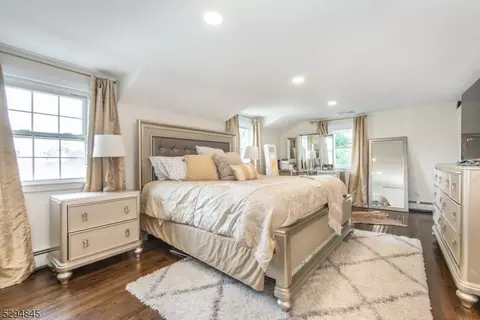 169 Parish Dr, Wayne, NJ 07470 photo 18