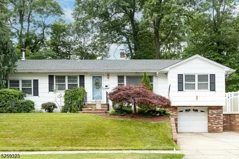 7 Westfield Rd, Fanwood, NJ 07023