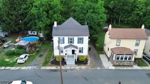 15-17 Hahn St, Washington, NJ 07882