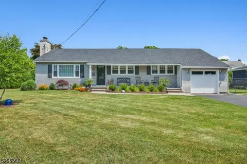 16 Lincoln Ave, Pequannock Twp, NJ 07444