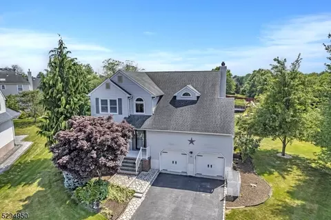 101 Fisher Dr, Hillsborough, NJ 08844