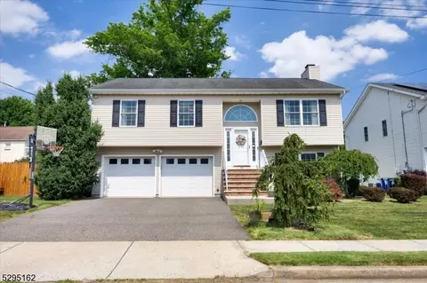 213 S 16th Ave, Manville, NJ 08835