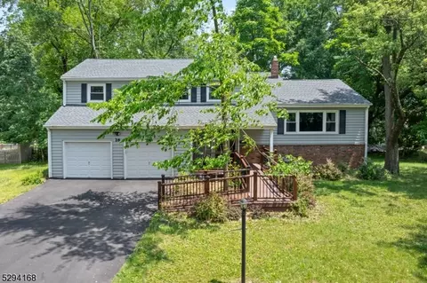 26 Hayward St, Bound Brook, NJ 08805