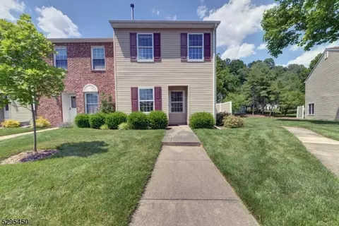 22 Toms Point Ln, Lincoln Park, NJ 07035